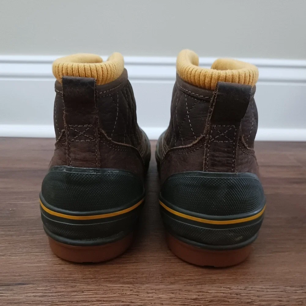 Clarks Outdoor Muckers 26100946 Brown Hiking Waterproof Boot Shoe Women Size 8